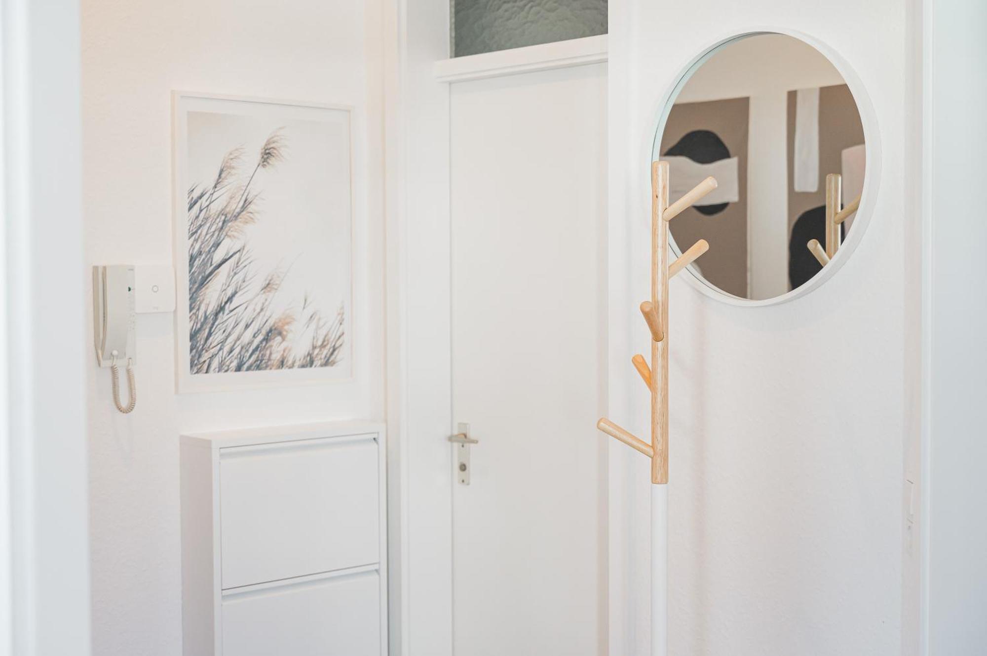Helle Zentrumsnahe Familienfreundliche Ferienwohnung Fellbach Buitenkant foto