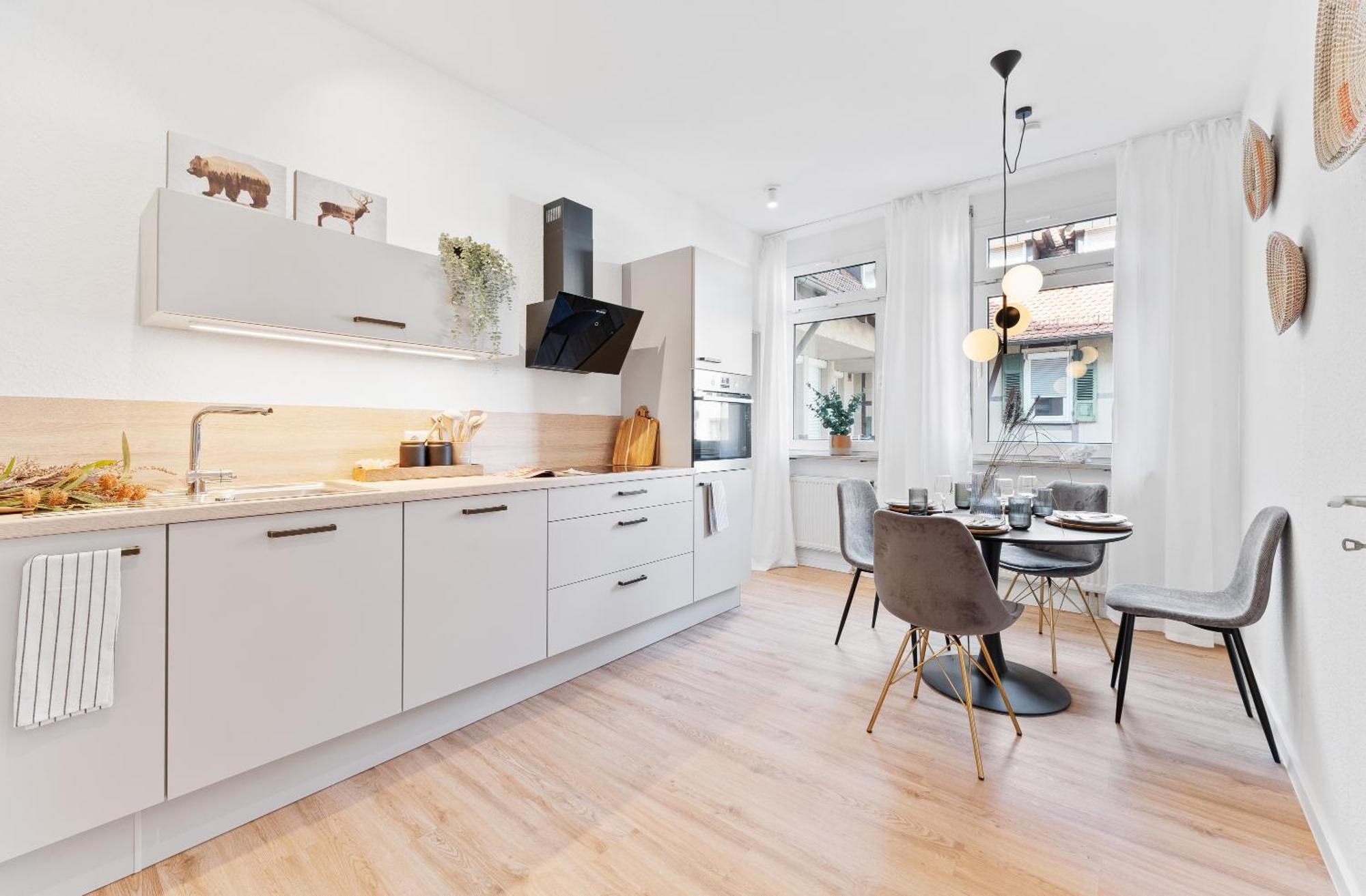 Helle Zentrumsnahe Familienfreundliche Ferienwohnung Fellbach Buitenkant foto