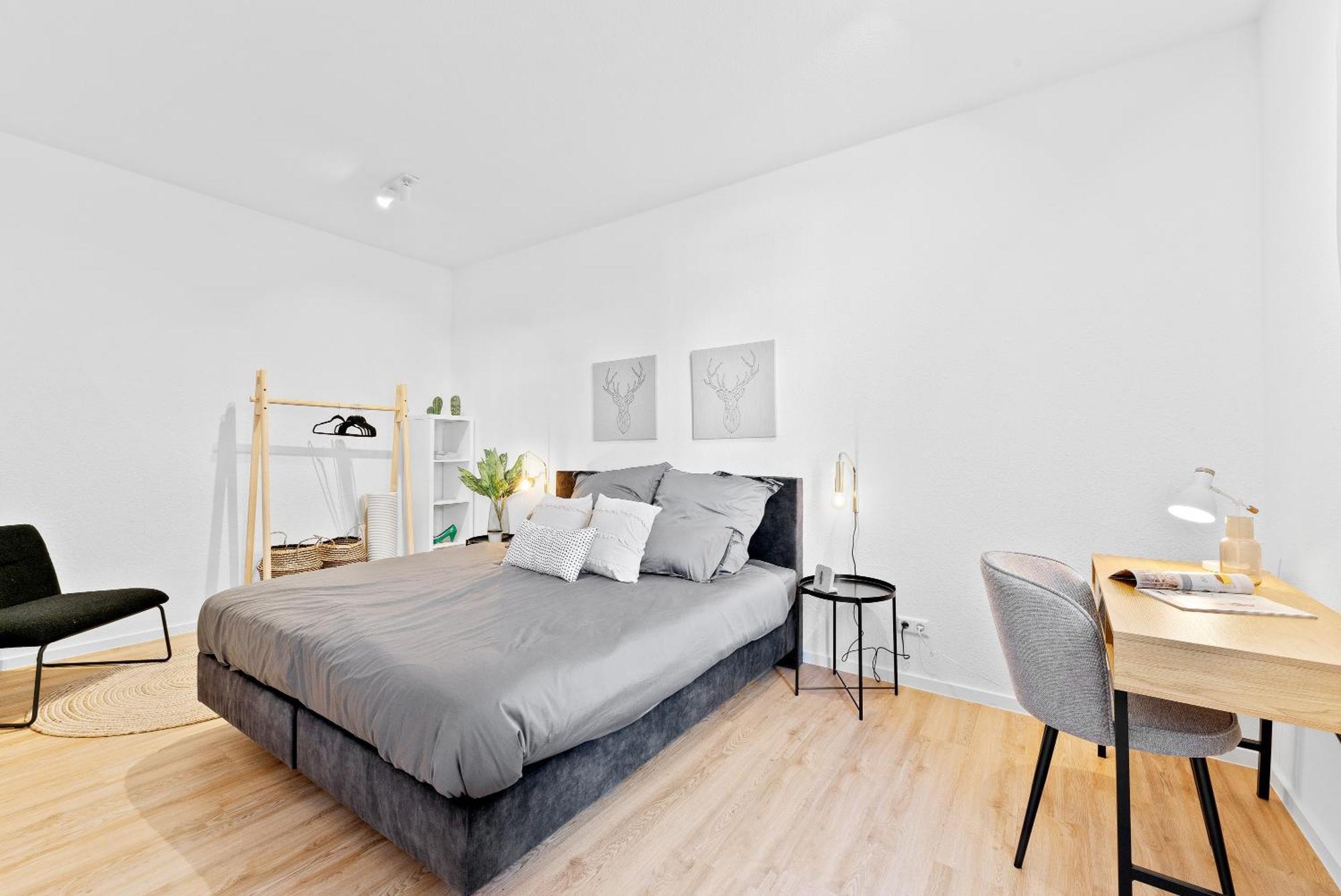 Helle Zentrumsnahe Familienfreundliche Ferienwohnung Fellbach Buitenkant foto